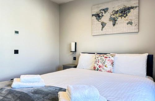Dingle House | Central Haven Dingle