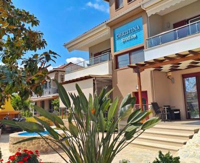 Lygia Apartment | Christina Studios