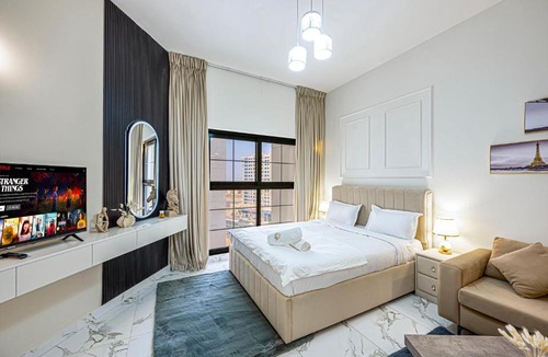 Dubai Apartment | Comfortable Studio with Dubailand Vibes