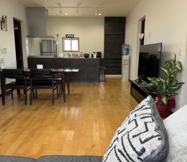 Tokeshi Apartment | CONDOMINIUM Yomitan 蔵