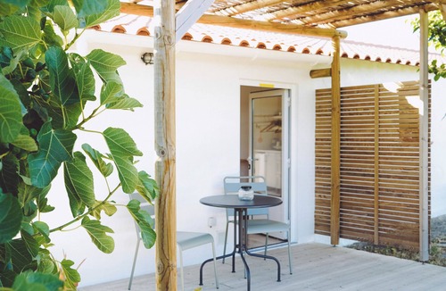 Azia Apartment | Cozy studio between countryside and ocean