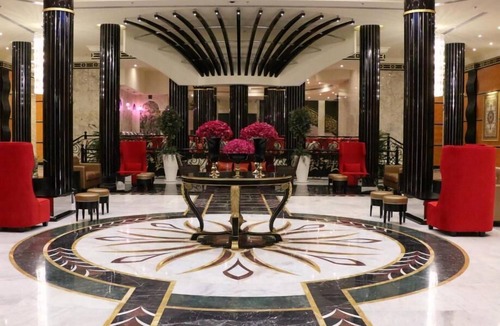 Beach & Coast Apartment | Deluxe Suite Near American School