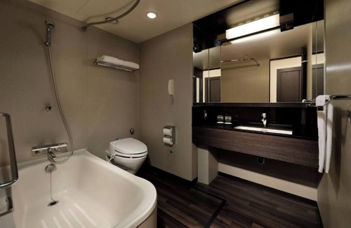 Takanawa Hotel | Deluxe Triple Room hotel with AC, fitness room, WiFi in amazing Minato City