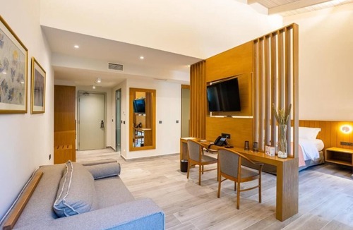 Artemisia Hotel | DENTHIS
