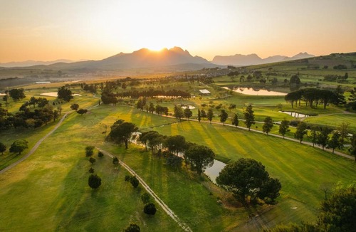 Koelenhof Hotel | Devonvale Golf & Wine Estate