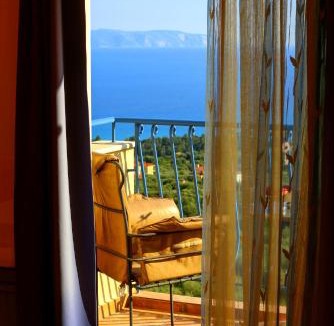 Leivathos Apartment | Diana Studios