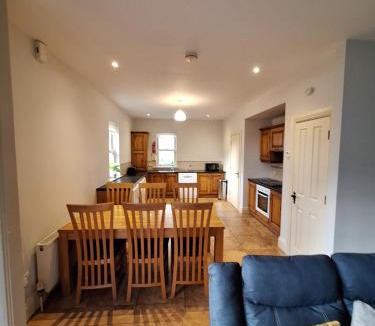 Doolin House | Doolin Court