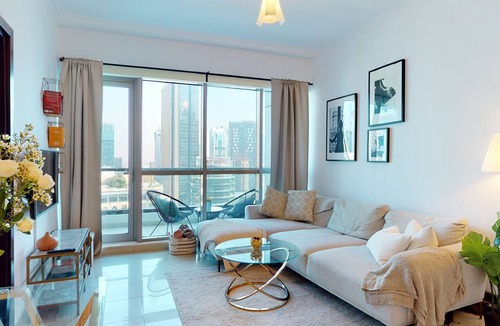 Umm Suqeim 3 Apartment | Dubai Holiday Homes | 1 BHK Apartment in Bay Central West Marina