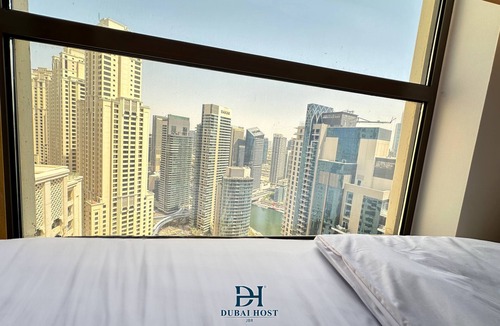 Jumeirah Beach Residence Cabin | Dubai Host - Beach Hostel JBR