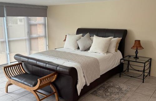 Still Bay Apartment | El De Mon