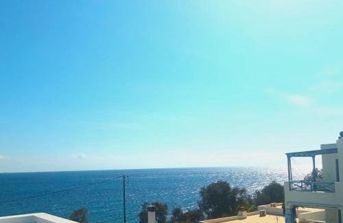 Vari House | Endless Blue from Syros - Fabrika House 1 & 2