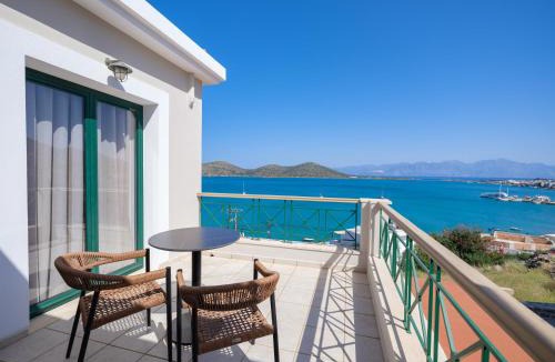 Mavrikiano Villa | Eos Whisper