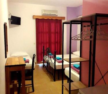 Skiathos Town House | EVANS Skiathos