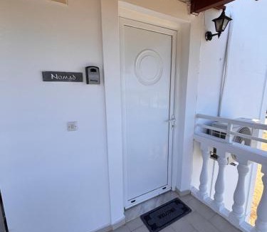 Argassi Apartment | Explorer's Rest
