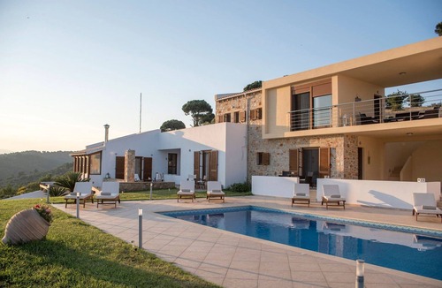 Skiathos Villa | Exquisite Skiathos Villa | Villa Skiathos Alpha | 3 Bedroom | Private Pool