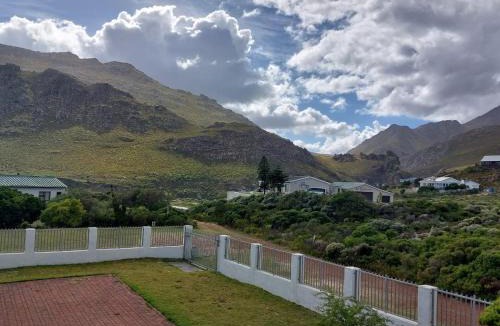 Rooiels Bed & Breakfast | Fijnbos - Something-Els