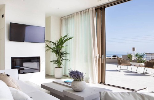 Vlachata Villa | Find yourself between gorgeous vistas at Ethereal Villa