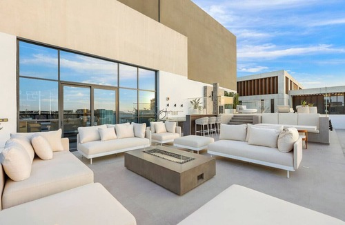 Al Wasl Apartment | FIRST CLASS | Penthouse | Elegance Meets Luxury