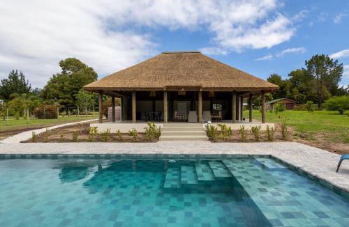 Buffalo Hills Game Reserve House | Five Elements Resort - Nguni Cabin
