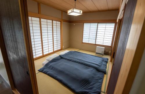 Yamanouchi Apartment | Five Peaks Jigokudani