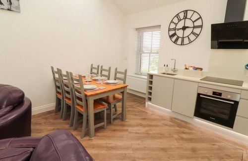 Carnforth Apartment | Flat 3, Carnforth - Cozy Retreat