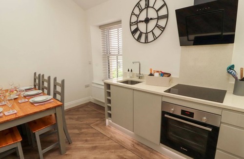 Carnforth Apartment | Flat 3, Carnforth - Cozy Retreat