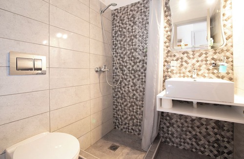 Kamares House | Froudi