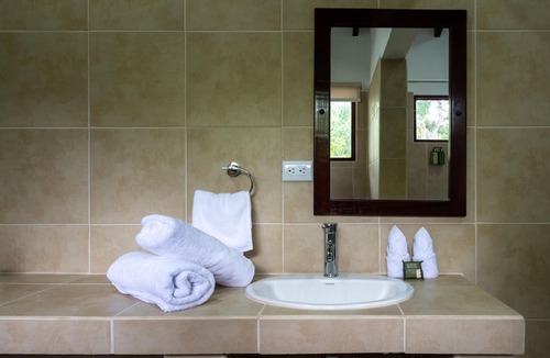 Playa Hermosa Hotel | Fuego del Sol Beachfront Hotel
