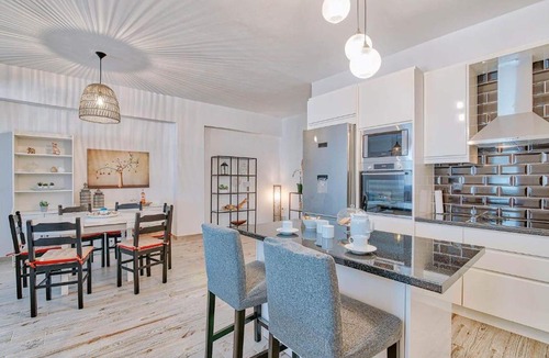 Antiparos House | GARBIS HOUSE (Antiparos Main Street)