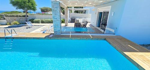 Gennadi Villa | Gennadi Villa Mary