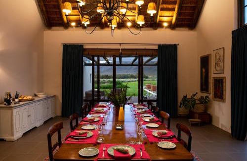Robertson Villa | Grace House