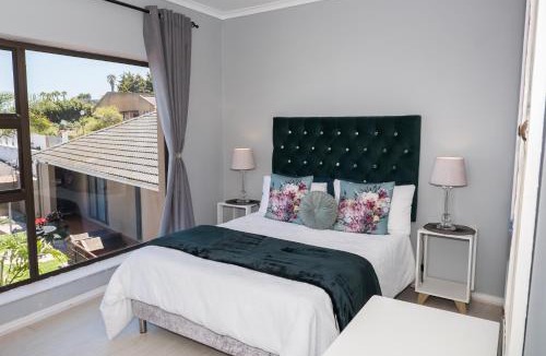 Trawal House | Grandview Guesthouse