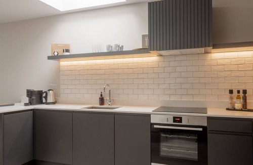 Blackrock Apartment | GuestReady - Deluxe seaside getaway in Dublin