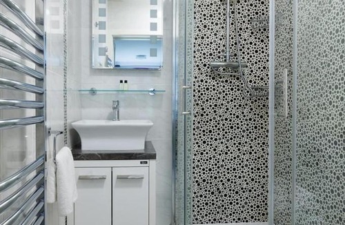 Grand Canal Dock Apartment | GuestReady - Elegant city stay in Dublin