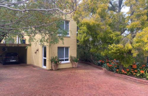 Somerset West Apartment | Hack's Shack