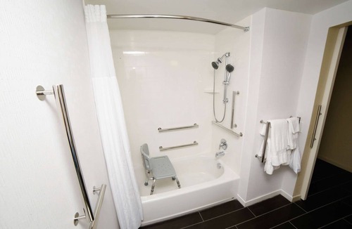 Franklin Hotel | Hampton Inn Franklin