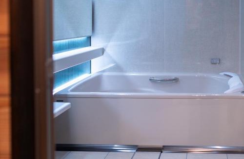 Onomichi House | Haruko Okamura Store - Spanish mackerel - Vacation STAY 98765v