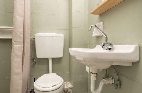 Moutsouna Apartment | Hippocampus - Economy Quadruple Room
