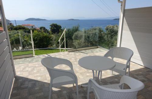 Skiathos Town Hotel | Hotel Rene