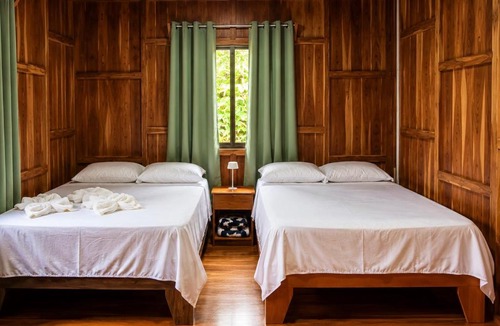 Katira Bed & Breakfast | House Rio Celeste Paradise