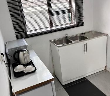 Berea Bed & Breakfast | Human on Ten BnB