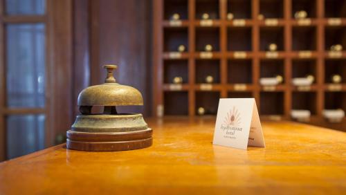 idhra Hotel | Hydroussa Hotel Hydra