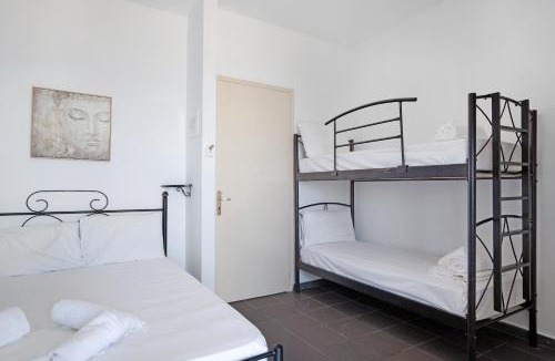 Pidima Kyras Apartment | Iguana studio 5