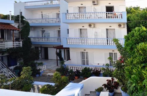 Patitiri Apartment | Ilias Studios