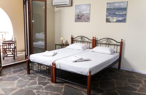 Gavrio Apartment | Ionia Studios