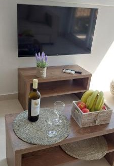 Perama Apartment | Ionian Paths