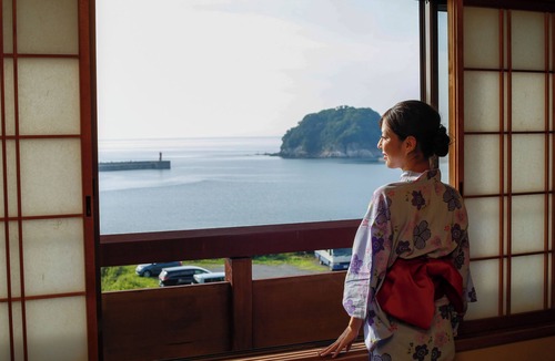 Kami Hotel | Kasumi Nihon Yuhi Hyakusen No Yado Minatokan