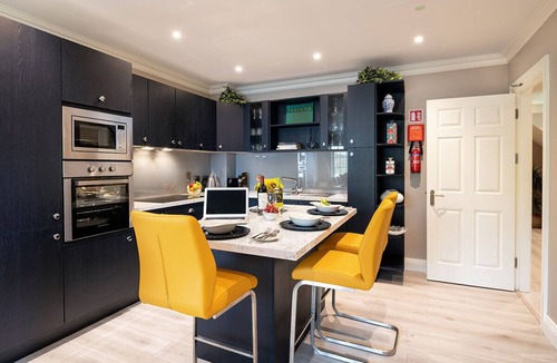 Killarney House | Killarney Centre Home comprising 4 separate Apartments (Sleeps 18)