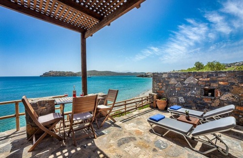 Plaka Cottage | KOLOKITHA: Spacy 1 Studio Plaka Beach Cottage