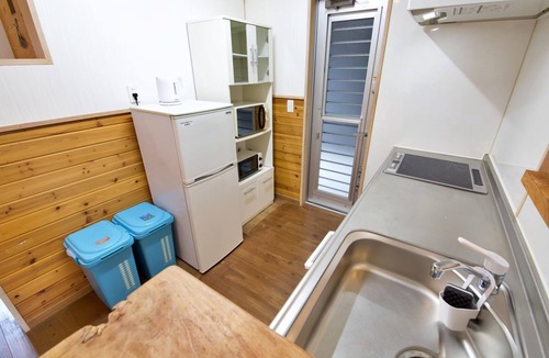 Gushiken Apartment | Komeiya HIKARI